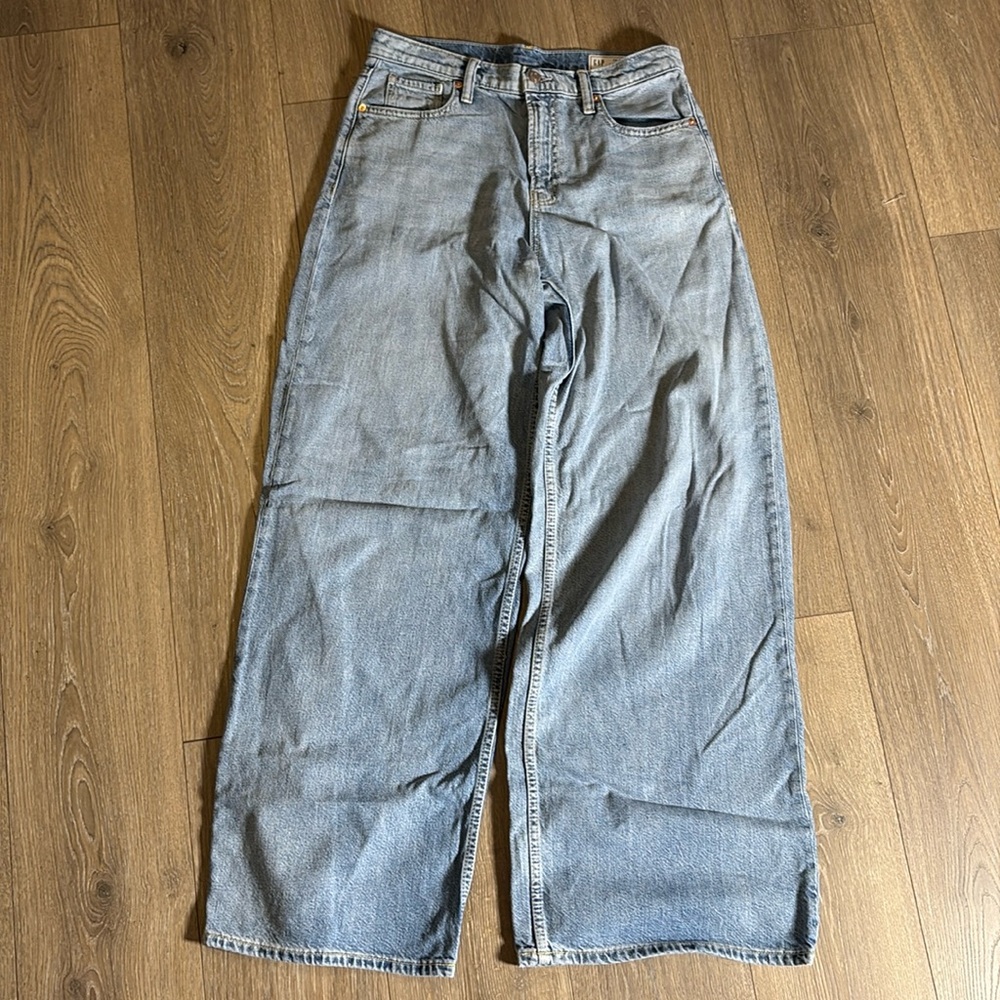 Gap Baggy Mid Rise Ultrasoft Denim
